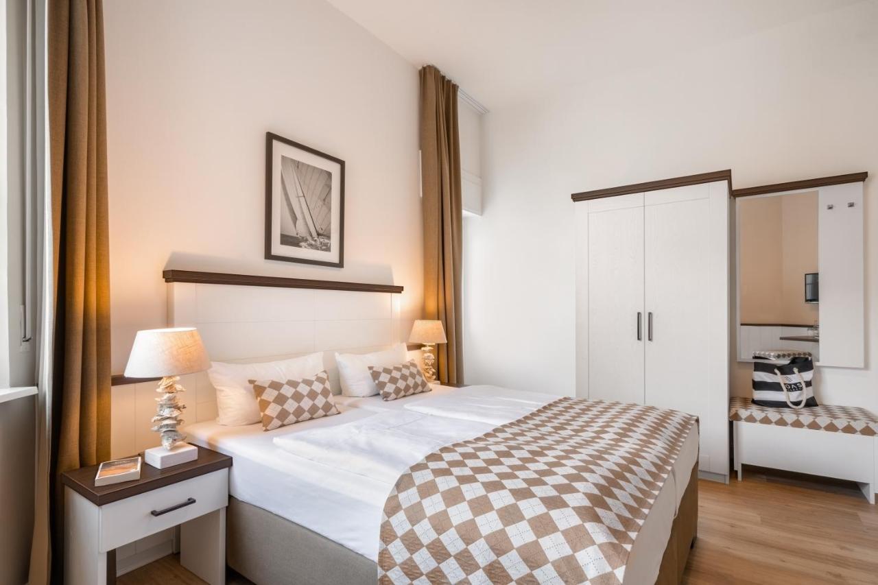 Hotel Strandschloesschen Lubeck Luaran gambar