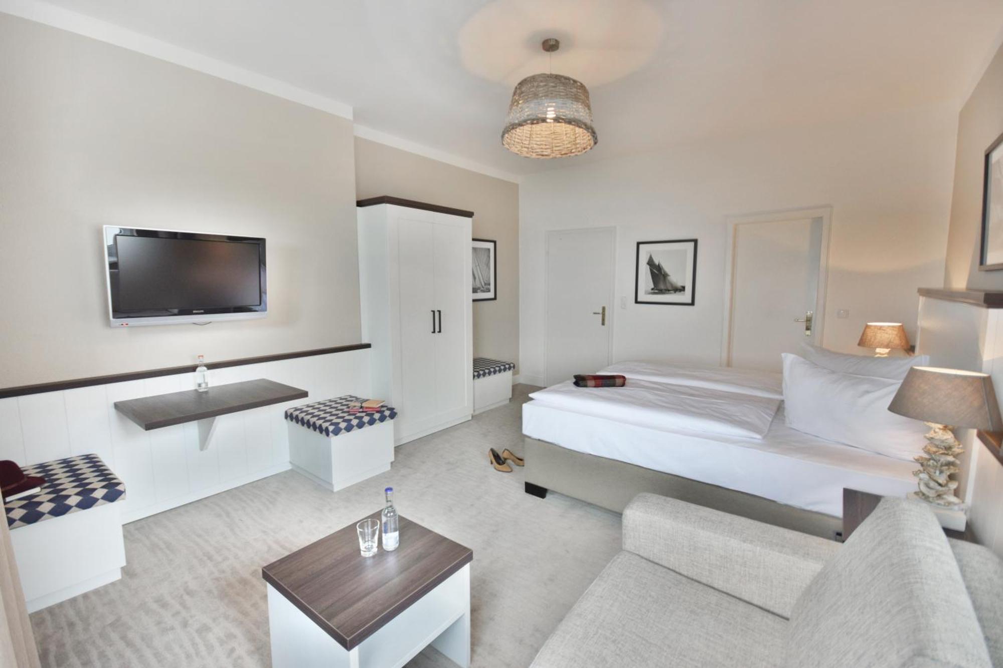 Hotel Strandschloesschen Lubeck Luaran gambar