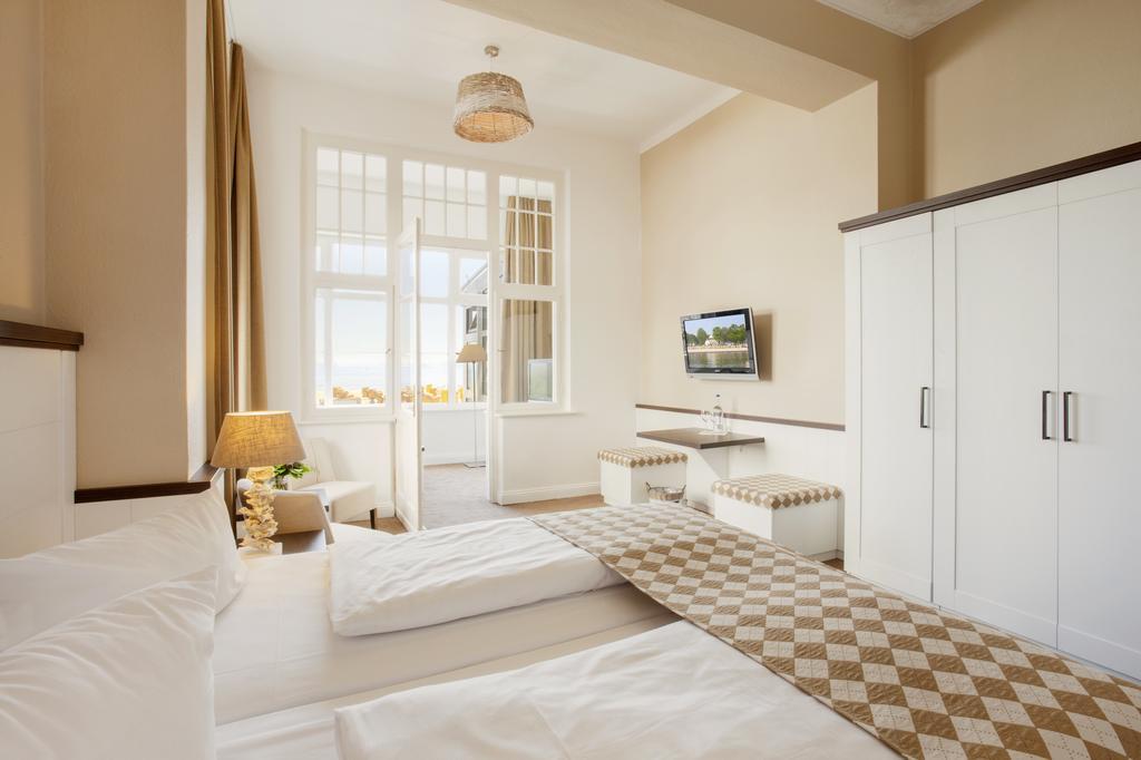 Hotel Strandschloesschen Lubeck Luaran gambar