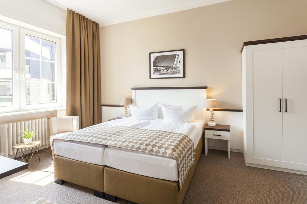 Hotel Strandschloesschen Lubeck Luaran gambar