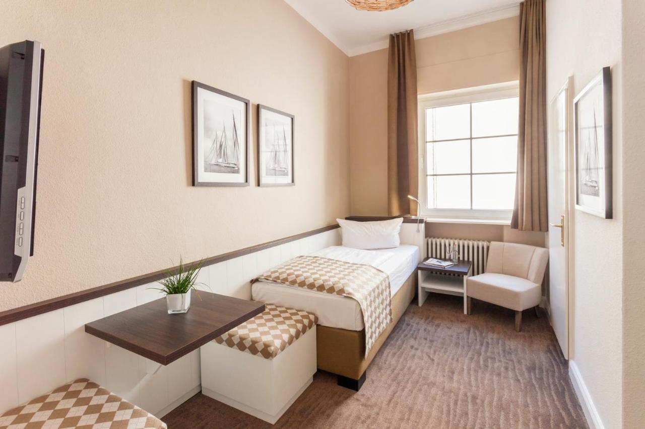 Hotel Strandschloesschen Lubeck Luaran gambar
